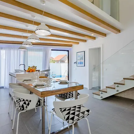 Beautiful In With Wifi Holiday home