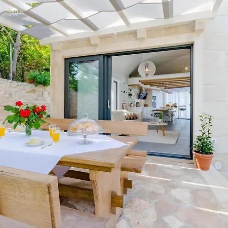 Beautiful In With Wifi Holiday home